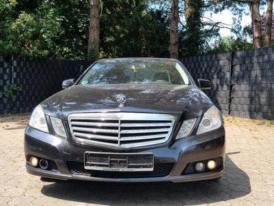 Mercedes E220