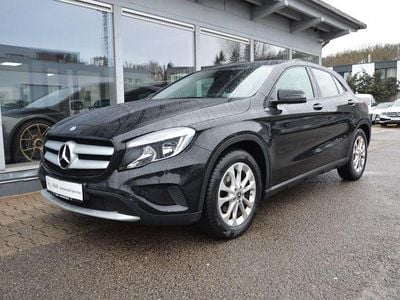 Gebraucht Mercedes GLA180 122 PS (89 kW) 2016 Nachtschwarz SUV