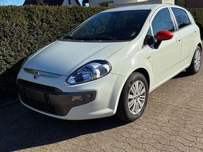 Gebraucht Fiat Punto Evo 75 PS (55 kW) 2012 Weiß Kleinwagen