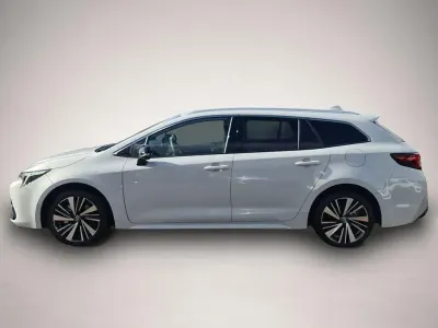 Neu Toyota Corolla 178 PS (130 kW) 2025 Manufacturer Limousine
