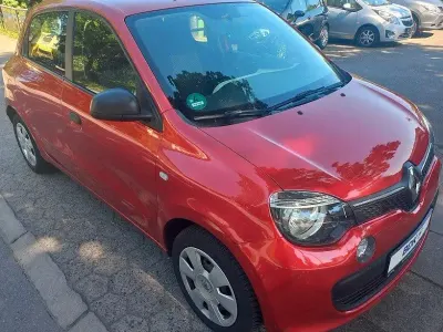 Gebraucht Renault Twingo Life 69 PS (50 kW) 2018 Rot Kleinwagen