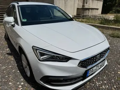 Gebraucht Seat Leon Style 150 PS (110 kW) 2022 Weiß Limousine