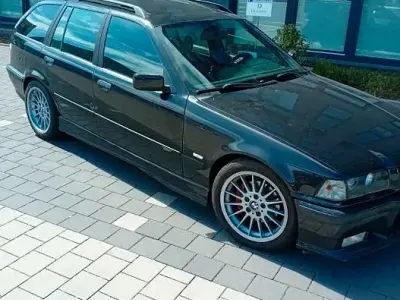 Gebraucht BMW 328 Sport Line 193 PS (141 kW) 1997 Schwarz Kombi