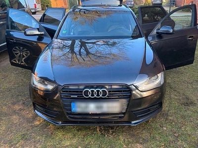 Gebraucht Audi A4 S-Line 177 PS (130 kW) 2012 Grau Kombi