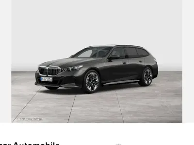 Gebraucht BMW 520 M Sport 197 PS (144 kW) 2025 Andere Kombi