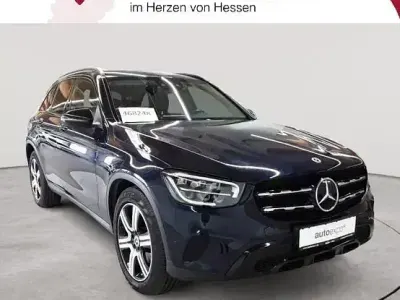 Gebraucht Mercedes GLC300 245 PS (180 kW) 2022 Cavansitblau metallic SUV