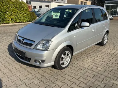 Gebraucht Opel Meriva Innovation 105 PS (77 kW) 2010 Silber Van / Kleinbus