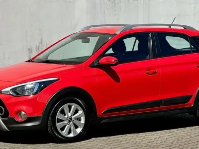 Gebraucht Hyundai i20 Active 101 PS (74 kW) 2019 Rot Kleinwagen