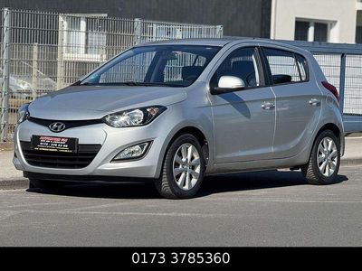 Second-hand Hyundai i20 Edition 86 CP (63 kW) 2013 Argintiu Hatchback