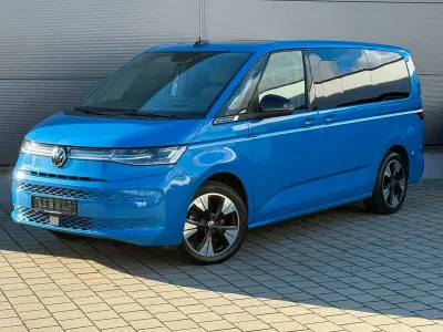 Usata VW T7 Style 150 CV (110 kW) 2025 Blu Furgone