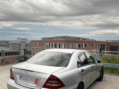 Mercedes C220