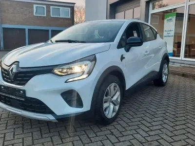 Gebraucht Renault Captur Business 91 PS (66 kW) 2022 Weiß SUV