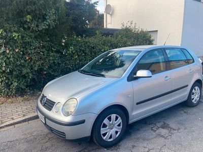 Gebraucht VW Polo 64 PS (47 kW) 2001 Silber Kleinwagen