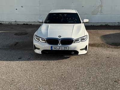 Gebraucht BMW 320 Sport Line 184 PS (135 kW) 2020 Weiß Limousine