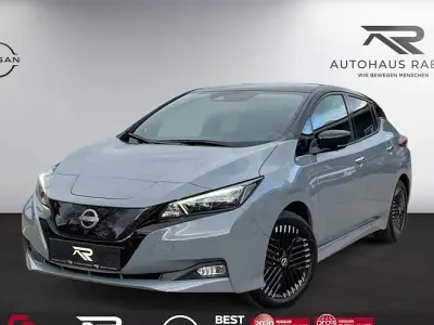 Usata Nissan Leaf N-Connecta 110 kW (150 CV) 2023 Grigio Utilitaria