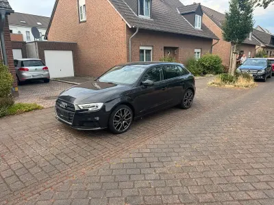 Gebraucht Audi A3 116 PS (85 kW) 2017 Schwarz Limousine