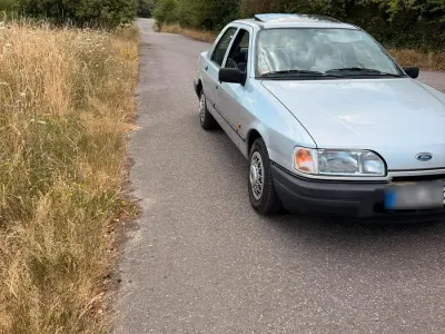 Gebraucht Ford Sierra 105 PS (77 kW) 1988 Silber Limousine