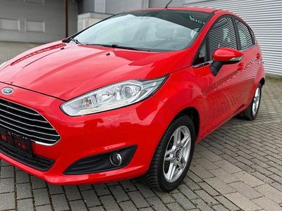 Second-hand Ford Fiesta Titanium 125 CP (91 kW) 2013 Roșu Hatchback