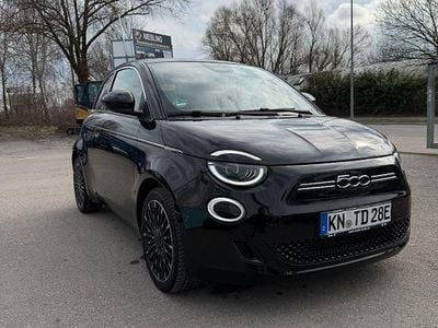 Gebraucht Fiat 500e La Prima 86 kW (118 PS) 2022 Schwarz Limousine