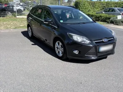 Usata Ford Focus 100 CV (73 kW) 2014 Nero Station wagon