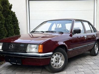 Usata Opel Rekord S 101 CV (74 kW) 1981 Rosso Berlina