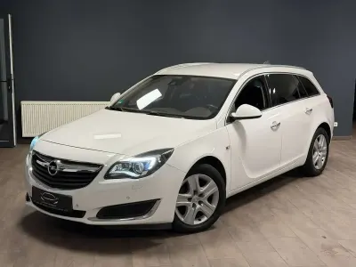 Gebraucht Opel Insignia Innovation 136 PS (100 kW) 2016 Schneeweiss/summitwhite/arctic Kombi