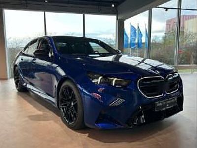 Neu BMW M5 727 PS (534 kW) 2026 Blau (m marina bay blau metallic) Limousine