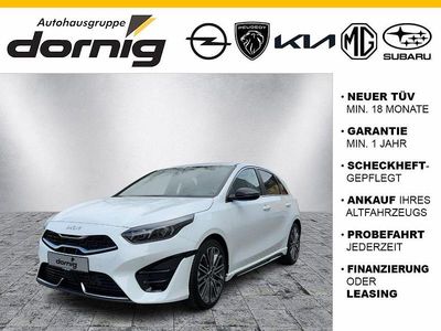 Weiß Neu 2025 Kia Ceed GT-Line Kleinwagen | 29.390 € (Fairer Preis)