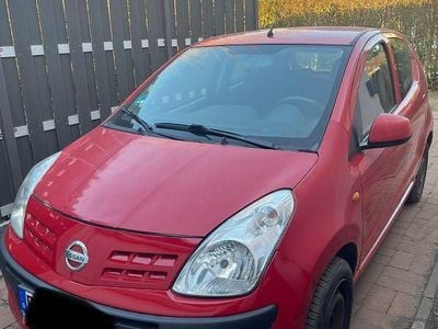 Rot Gebraucht 2009 Nissan Pixo Kleinwagen | 2.199 € (Fairer Preis)