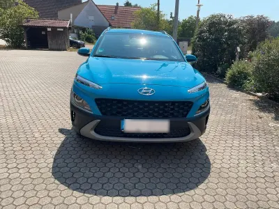 Gebraucht Hyundai Kona Select 120 PS (88 kW) 2021 Blau SUV