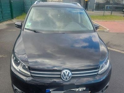 Gebraucht VW Touran Life 140 PS (102 kW) 2013 Schwarz Van / Kleinbus