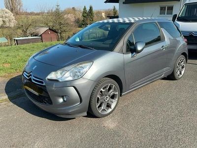 Gebraucht Citroën DS3 88 PS (64 kW) 2011 Silber Kleinwagen
