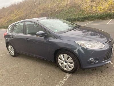 gebraucht Ford Focus 1.0 EcoBoost Start-Stopp-System SYNC Edition