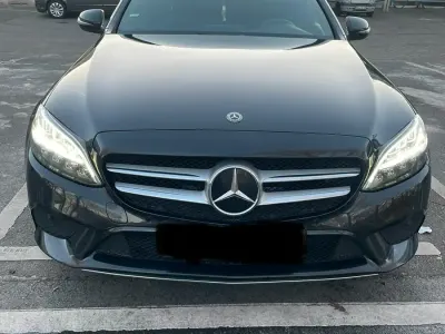 Gebraucht Mercedes C200 AMG line 150 PS (110 kW) 2018 Schwarz Kombi