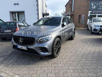 Używany Mercedes GLC250 211 KM (155 kW) 2018 Czarny Coupe