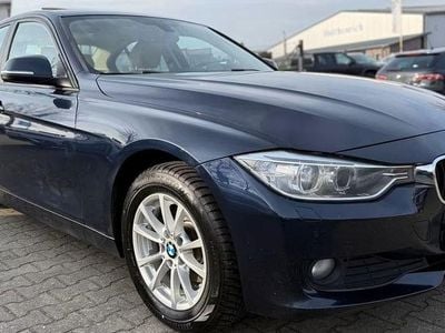 Gebraucht BMW 316 Luxury Line 136 PS (100 kW) 2015 Blau Limousine
