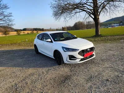 Usata Ford Focus ST-Line 125 CV (91 kW) 2022 Bianco Berlina