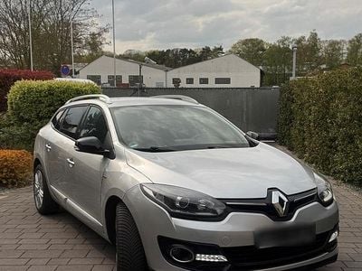 Gebraucht Renault Mégane GrandTour LIMITED 110 PS (80 kW) 2015 Grau Kombi