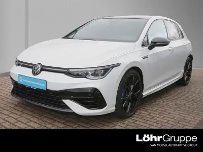 Gebraucht VW Golf VIII Style 320 PS (235 kW) 2024 Pure white Limousine