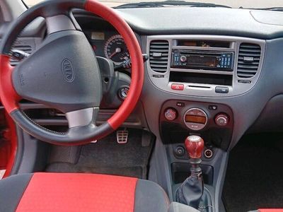 gebraucht Kia Rio 