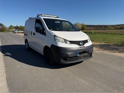 Second-hand Nissan NV200 90 CP (66 kW) 2015 Alb Monovolum