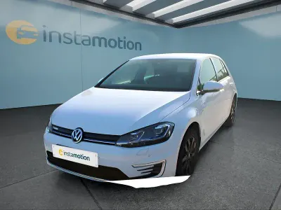 Gebraucht VW e-Golf 100 kW (136 PS) 2020 Weiß Kleinwagen