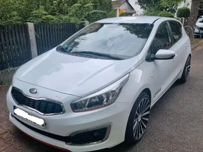 Gebraucht Kia Ceed 136 PS (100 kW) 2016 Weiß Kleinwagen