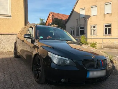 Usata BMW 545 333 CV (244 kW) 2004 Nero Station wagon