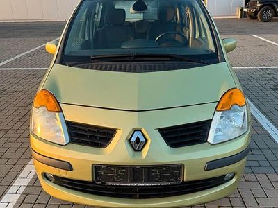 Gebraucht Renault Modus Luxe 75 PS (55 kW) 2005 Grün Van / Kleinbus