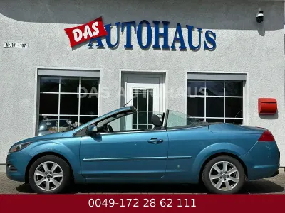 Gebraucht Ford Focus Cabriolet Titanium 145 PS (106 kW) 2008 Blau Cabrio