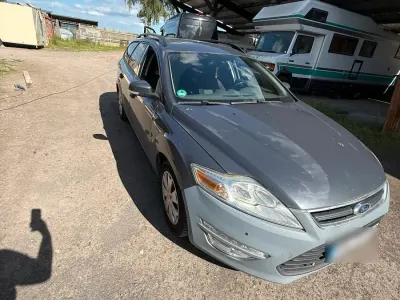Gebraucht Ford Mondeo 110 PS (80 kW) 2011 Grau Kombi