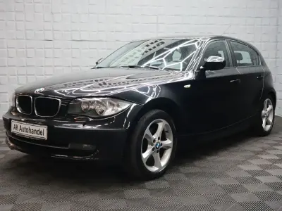 Gebraucht BMW 118 Advantage 143 PS (105 kW) 2010 Schwarz Kleinwagen