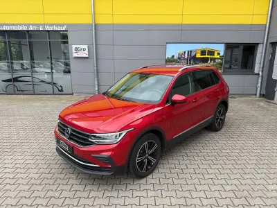 Gebraucht VW Tiguan Active 245 PS (180 kW) 2022 Rot SUV