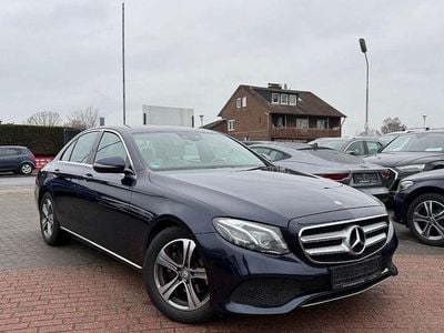 Gebraucht Mercedes E220 194 PS (142 kW) 2017 Blau Limousine